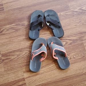 Old Navy Boys size 23 flip flops